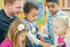 Early learning educators reads to children Early learning educators reads to children