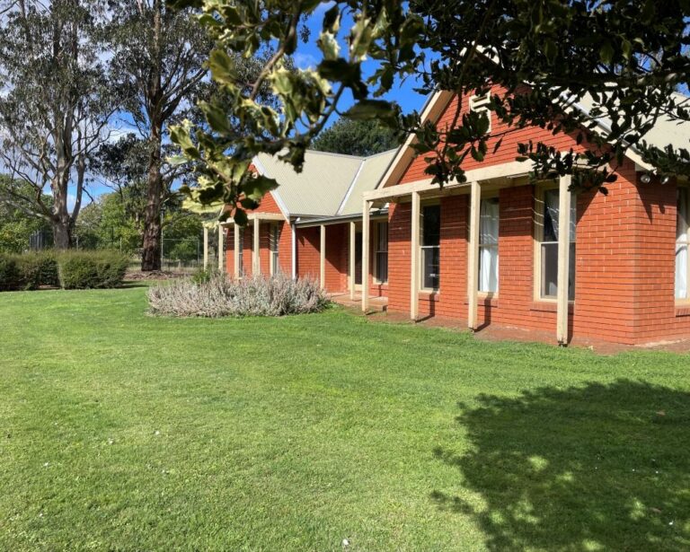 Tabor House (1)