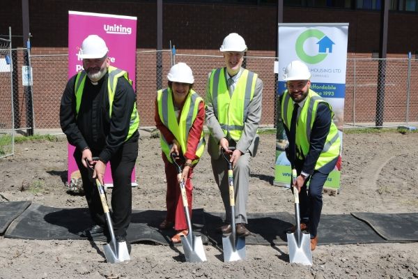 Turn the sod 600×400